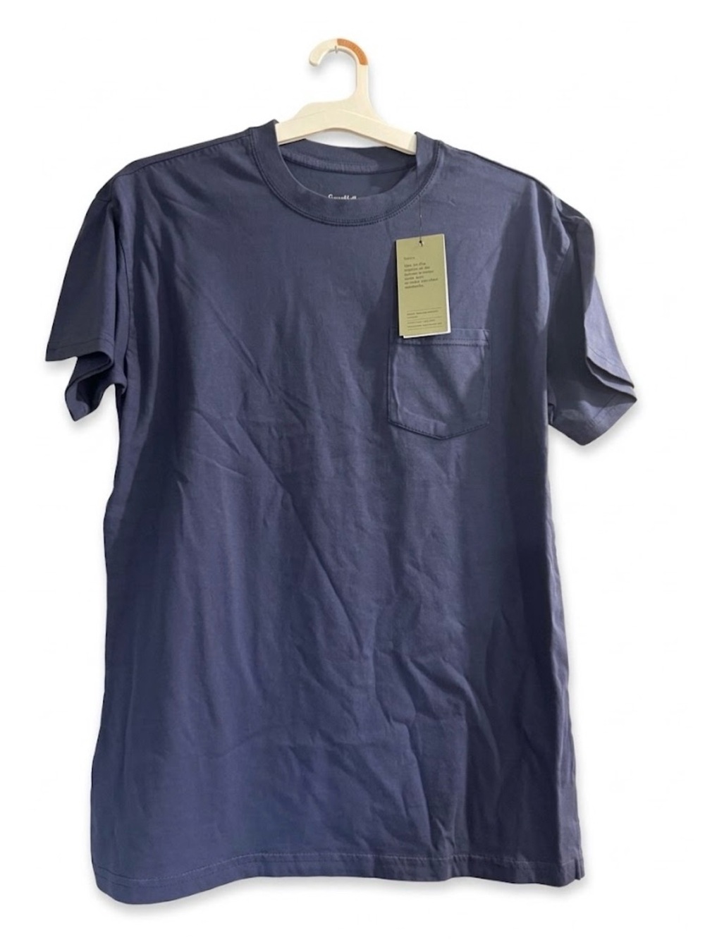 Men's Short-Sleeve Pocket Tee in Navy - Unbranded